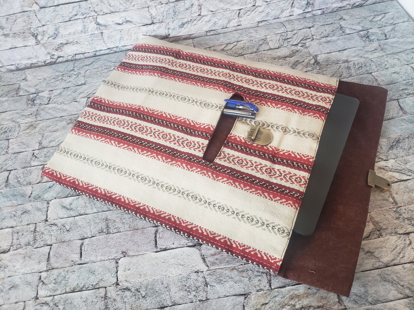 Aztec Diana Laptop Horizontal Envelope
